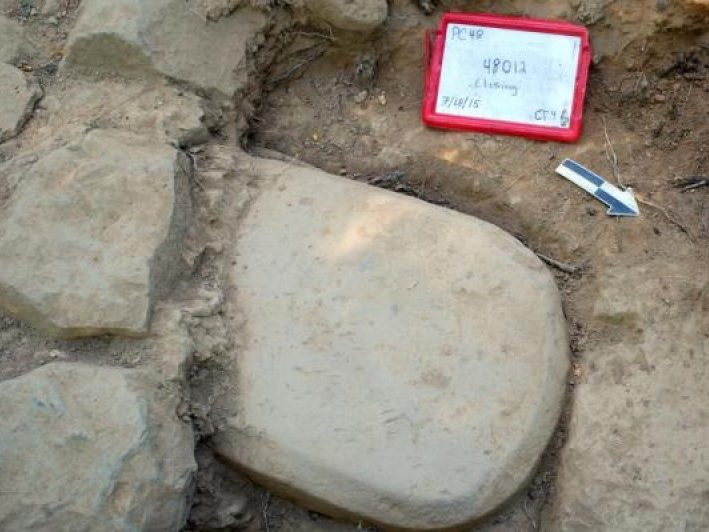 Bia đá cổ Italy vén màn bí ẩn xã hội cổ đại