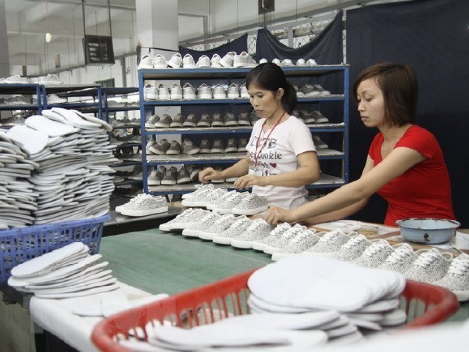 vietnam remains worlds second largest shoe exporter