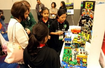 Vietnamese student teams win big at US lego event