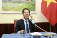 Thứ trưởng Ngoại giao Tô Anh Dũng điện đàm với Quốc vụ khanh Bộ Ngoại giao Anh Nigel Adams
