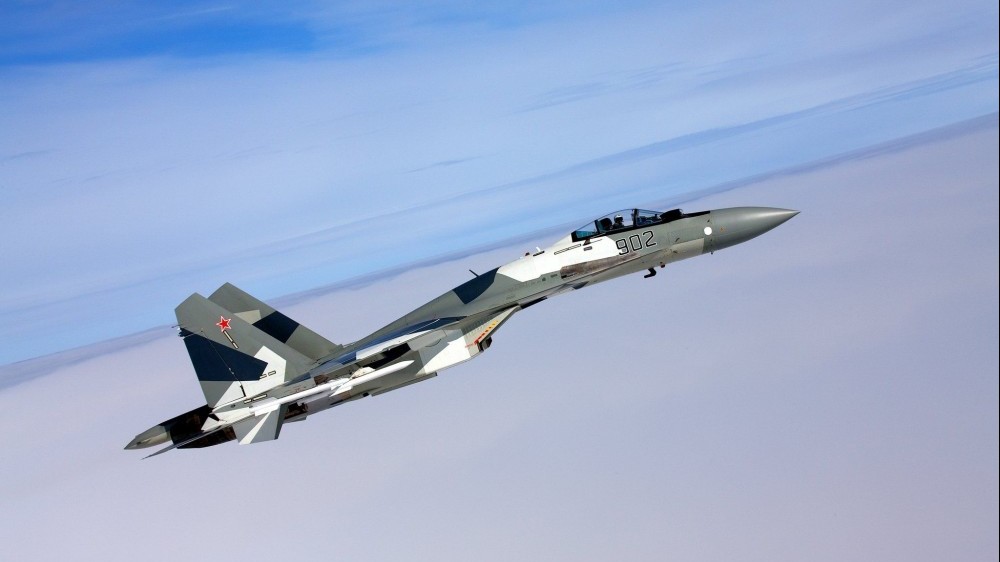 Su-35 Nga có ưu điểm nào vượt trội so với F-22 Mỹ?