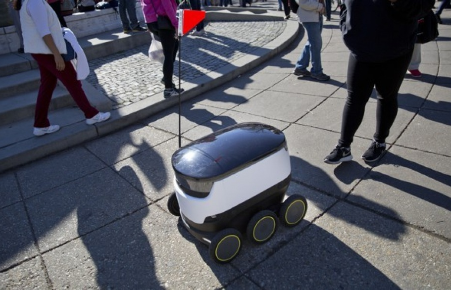San Francisco có thể cấm robot giao hàng