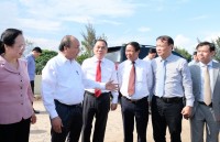 vietnamese firm introduces car models at paris motor show