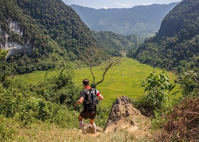 nearly 1000 people to run in vietnam jungle marathon 2019