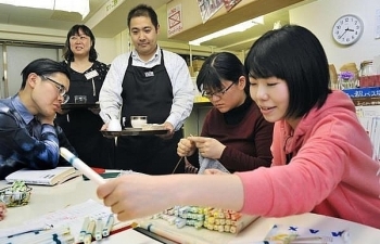 More than 200 Vietnamese pass visa exam to work in Japan