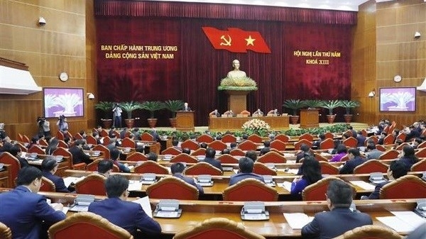 Party Central Committee discusses summary of land-related policy reform resolution