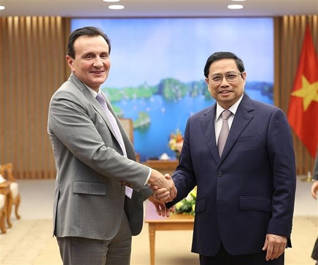 Vietnam targets strategic cooperation with Astrazeneca in vaccine, drug production: PM