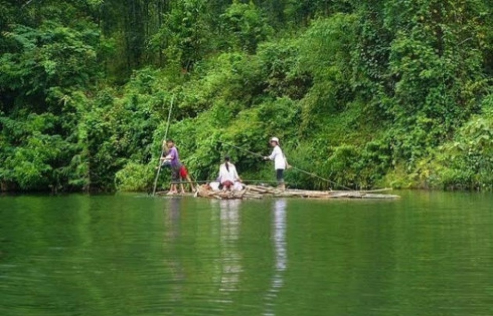 Visiting Pu Mat National Park