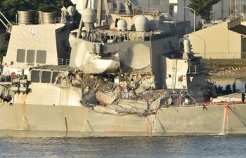 Thấy thi thể thủy thủ tàu khu trục Mỹ bị tàu Philippines đâm chìm