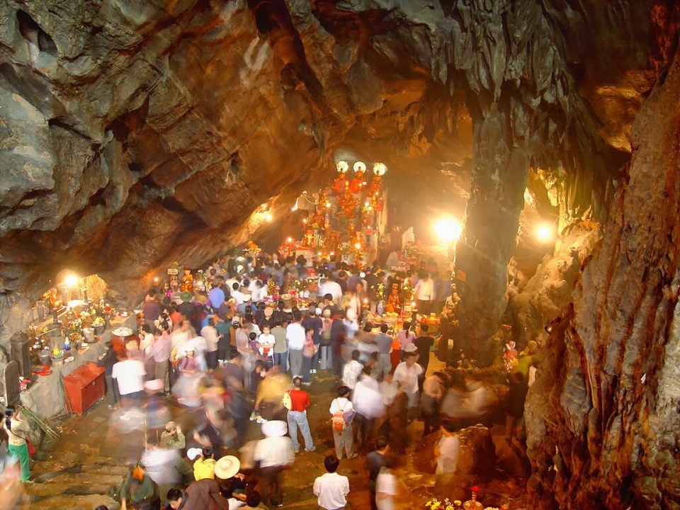 huong pagoda festival welcomes 14 million visitors