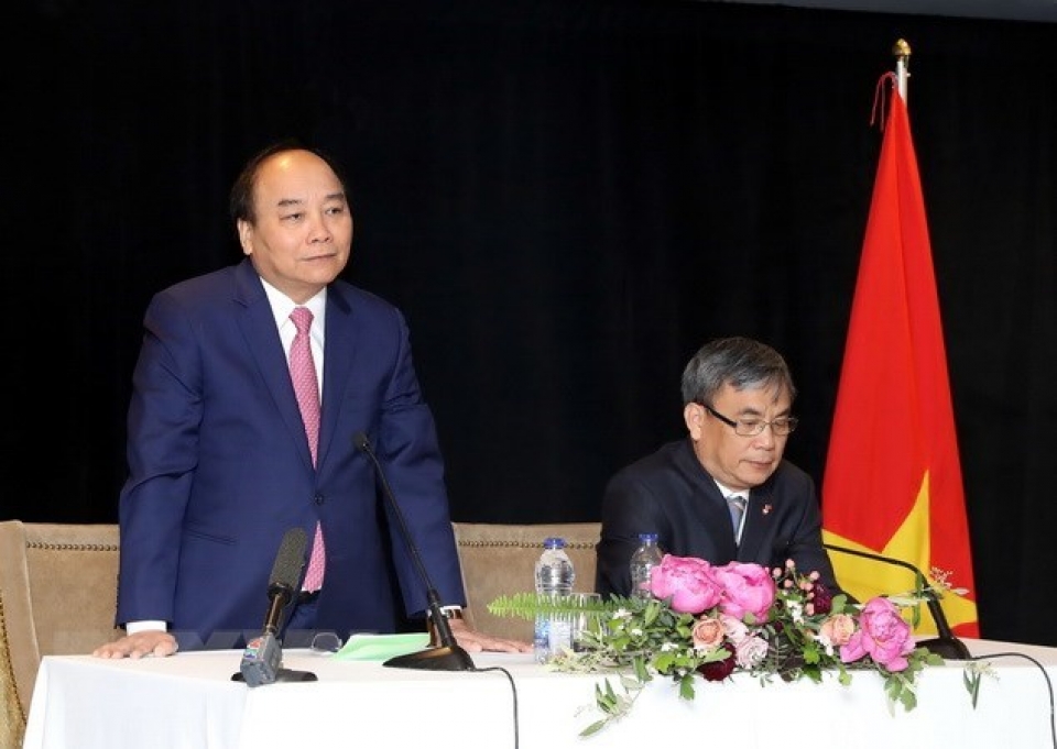 pm nguyen xuan phuc meets vietnamese expats in canada
