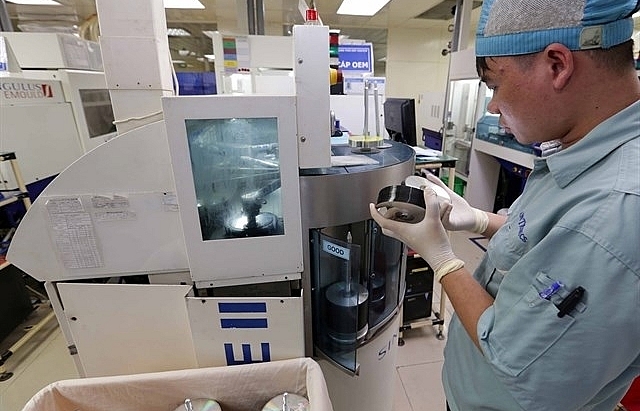 More supply chains to shift to Vietnam, ASEAN