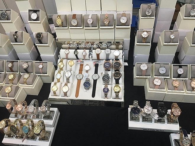 vietnams watch market worth about 750 million usd per year