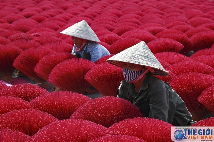 lang nghe truyen thong lam chan huong quang phu cau