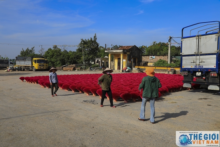 lang nghe truyen thong lam chan huong quang phu cau