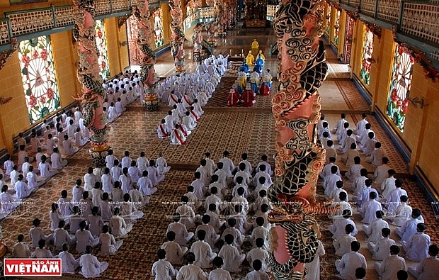 Viet Nam not discriminate against religions in COVID-19 fight: official