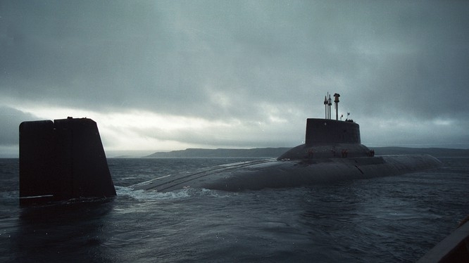 Tại sao Anh sợ tàu ngầm Nga có sức phá hủy cả một thành phố