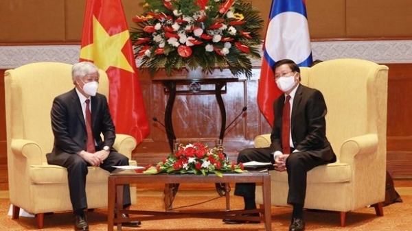 Lao leader receives President of Vietnam Fatherland Front