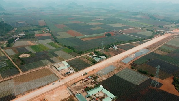 Nearly 430 million USD needed for Can Tho-Hau Giang section of North-South Expressway