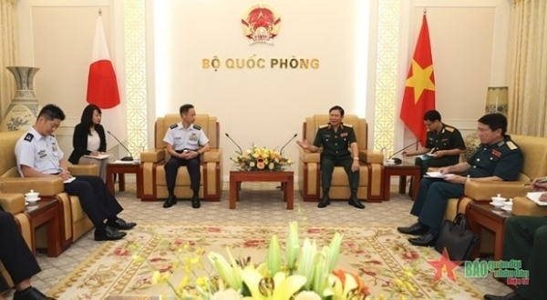 Vietnam, Japan to boost ties in air defence