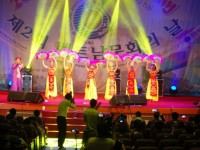 Rực rỡ sắc màu Ngày Văn hóa Việt Nam tại Hàn Quốc