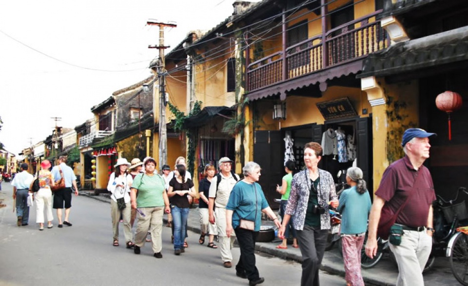 vietnam serves 62 million foreign tourists in h1