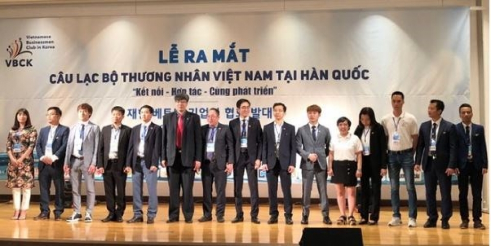 vietnamese business club makes debut in rok