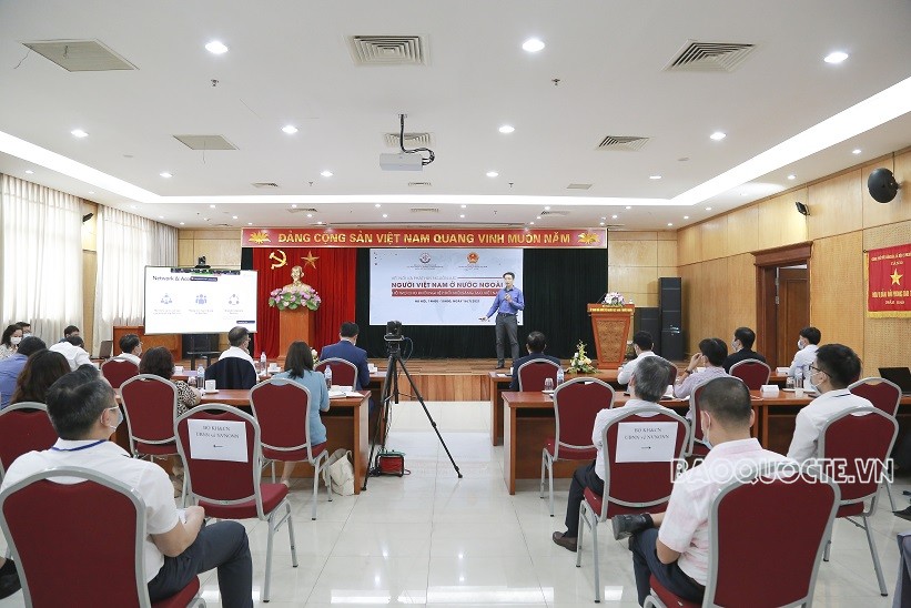 Hội thảo “Kết nối và phát huy nguồn lực người Việt Nam ở nước ngoài hỗ trợ cho khởi nghiệp đổi mới sáng tạo”