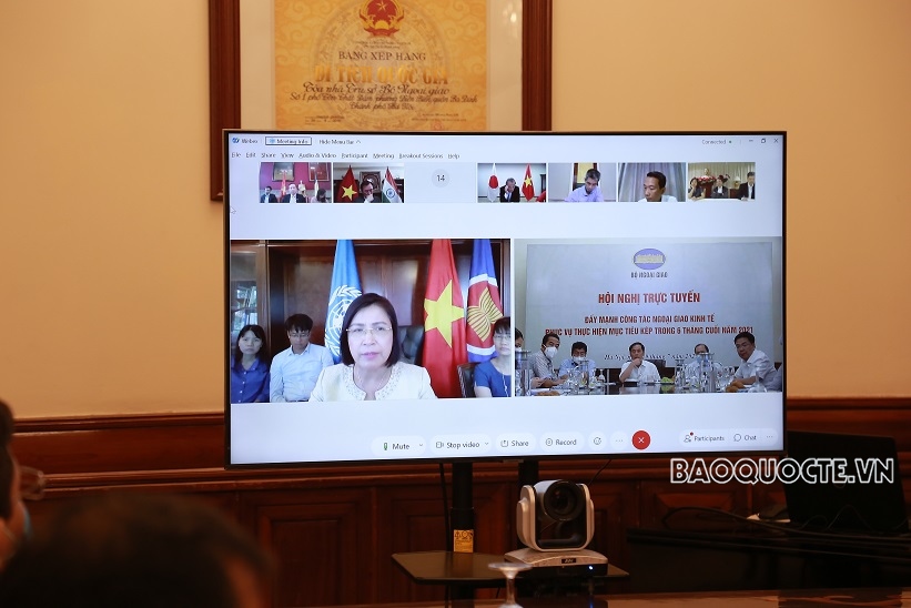 Hội nghị trực tuyến với sự tham gia của tất cả 96 Đại sứ, Trưởng Cơ quan đại diện Việt Nam ở nước ngoài. (Ảnh: Trung Hiếu)