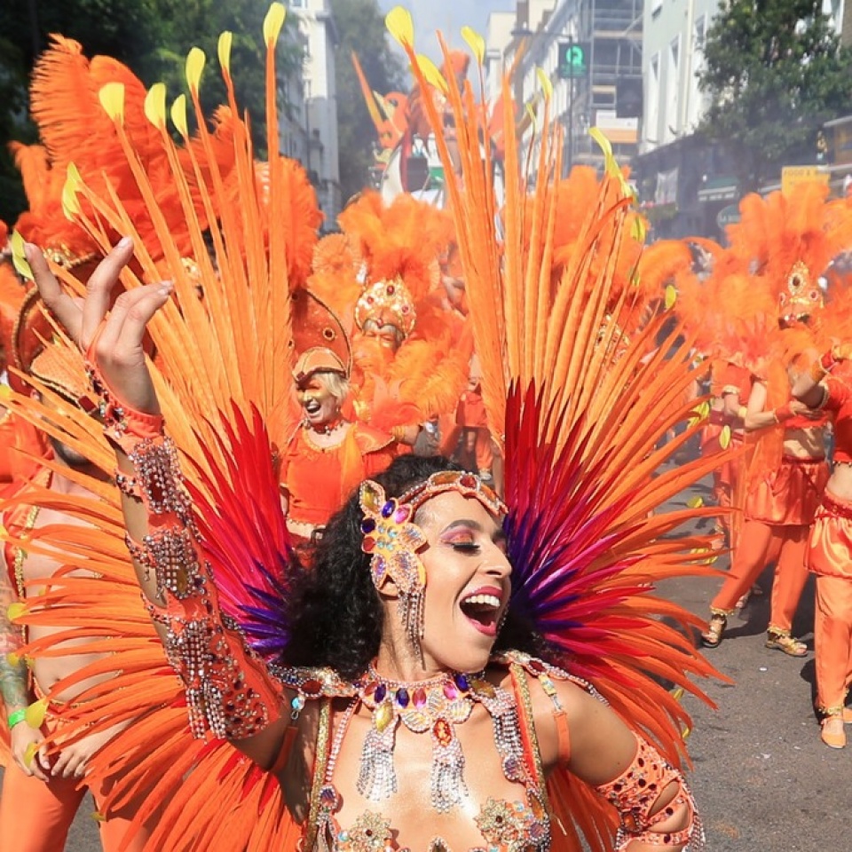ruc ro sac mau le hoi notting hill carnival 2016