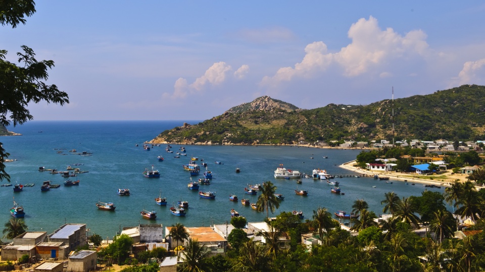 Khánh Hoà hướng tới trở thành địa phương mạnh về kinh tế biển