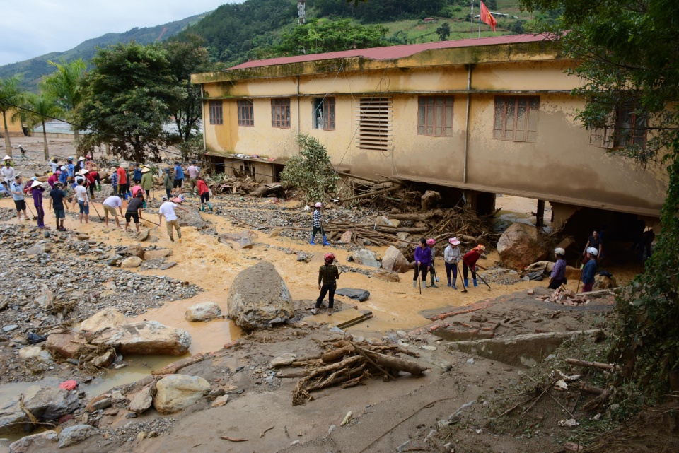 aha centre supports vietnams northern flood hit provinces