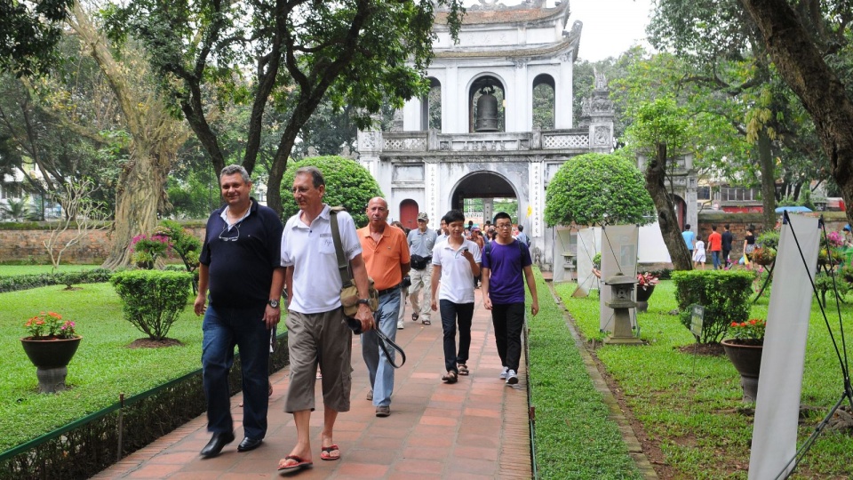 ha noi seeks solutions to boost tourism development