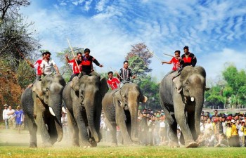 Promoting tourism in central region