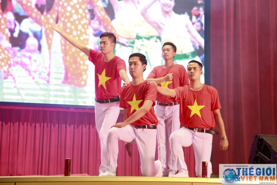 tung bung hoi dien van nghe quan chung bo ngoai giao nam 2018