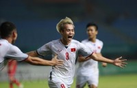 pm congratulates footballers for entering asiad semifinals
