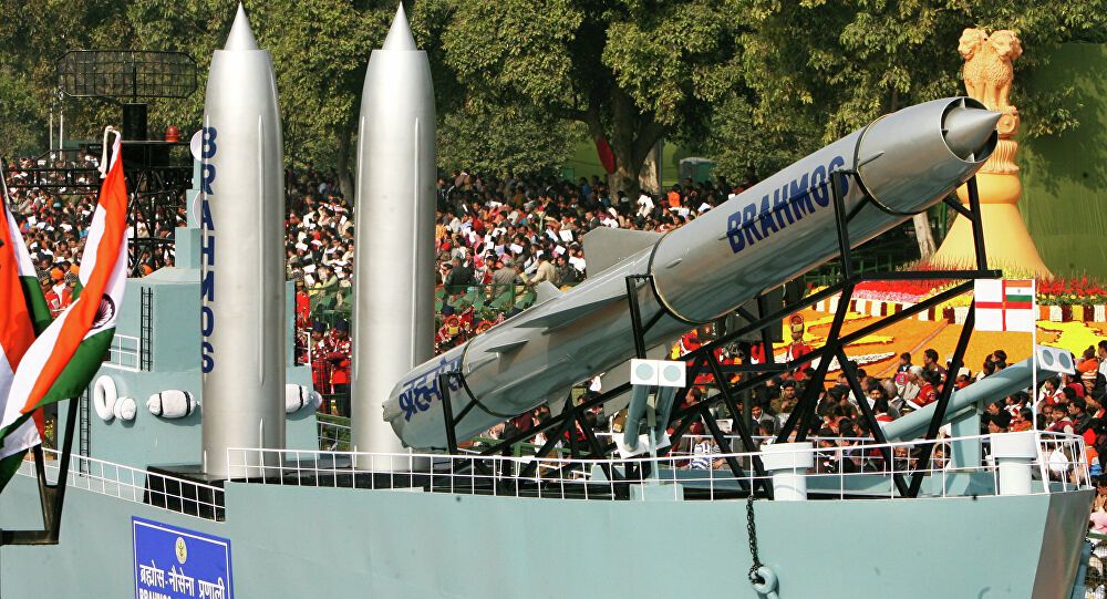 Liên doanh Nga-Ấn chế tạo tên lửa hành trình siêu thanh BrahMos