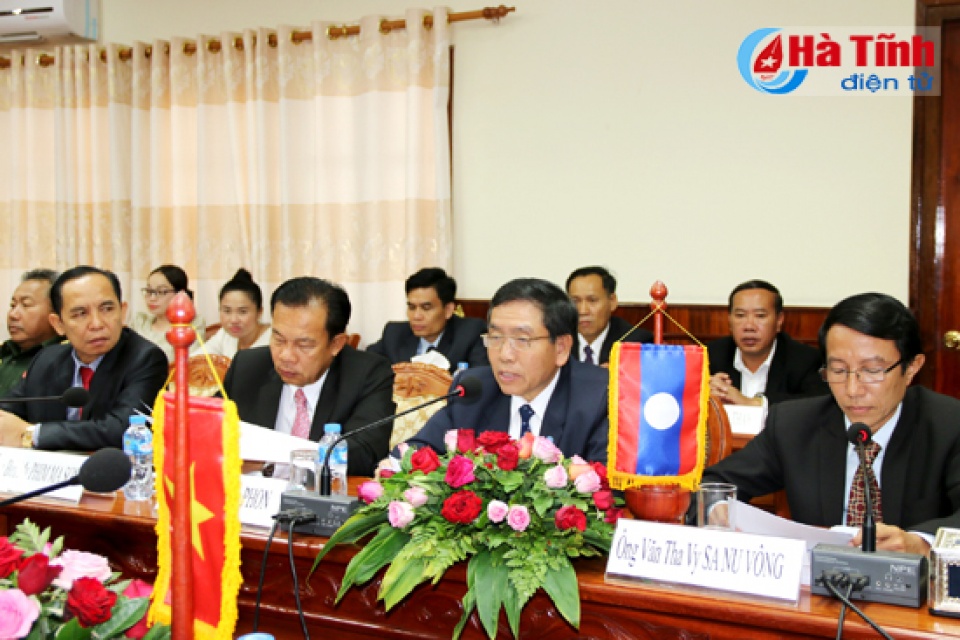 ha tinh contributes to manpower training cooperation with laos