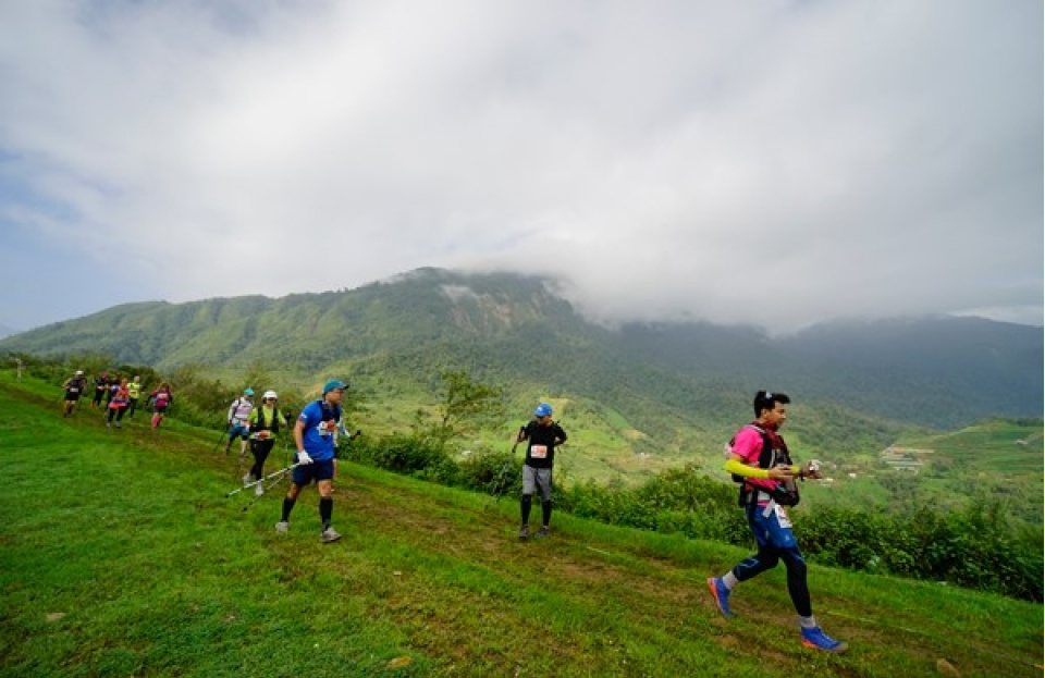 Vietnam Mountain Marathon attracts 2,200 runners