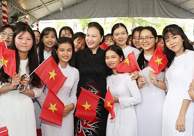 leaders share new school years joy with students nationwide