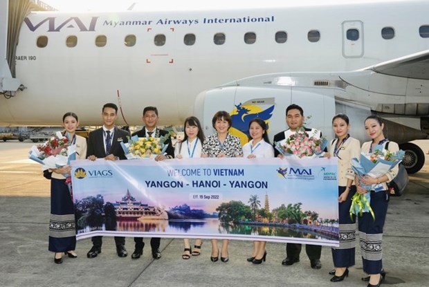 Myanmar Airways International launches first flight to Noi Bai