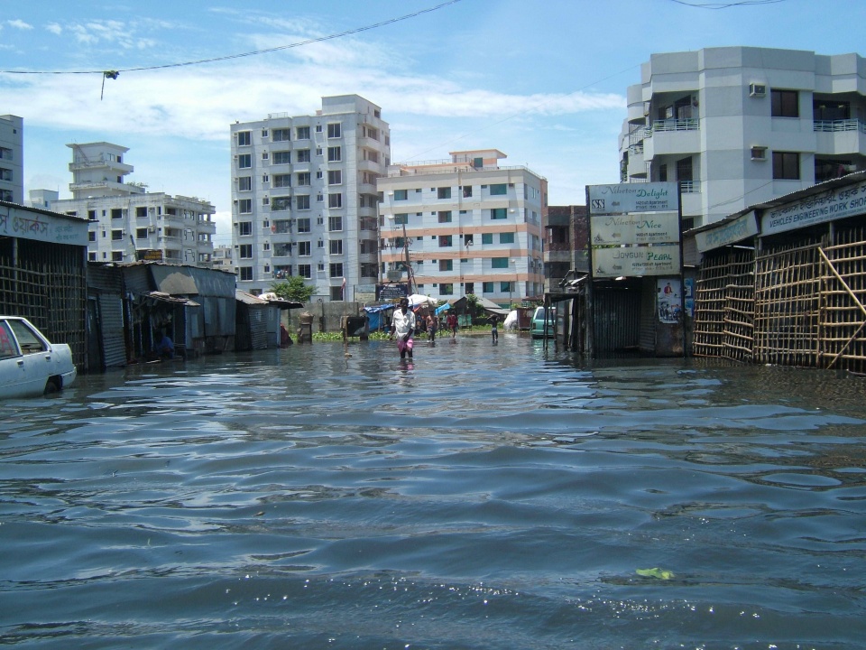 bien doi khi hau co the lam hang chuc trieu nguoi lam canh ngheo