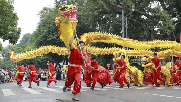 Hanoi’s Old Quarter hosts traditional Tet activities