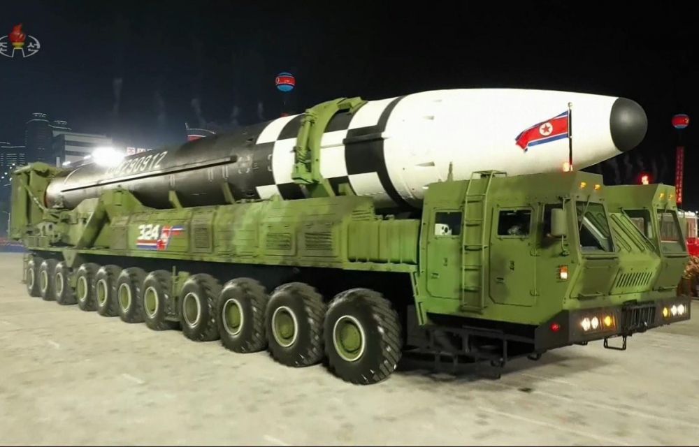 Thế giới 'dậy sóng' trước ICBM tối tân bậc nhất của Triều Tiên