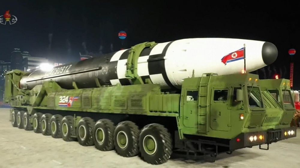 Thế giới 'dậy sóng' trước ICBM tối tân bậc nhất của Triều Tiên