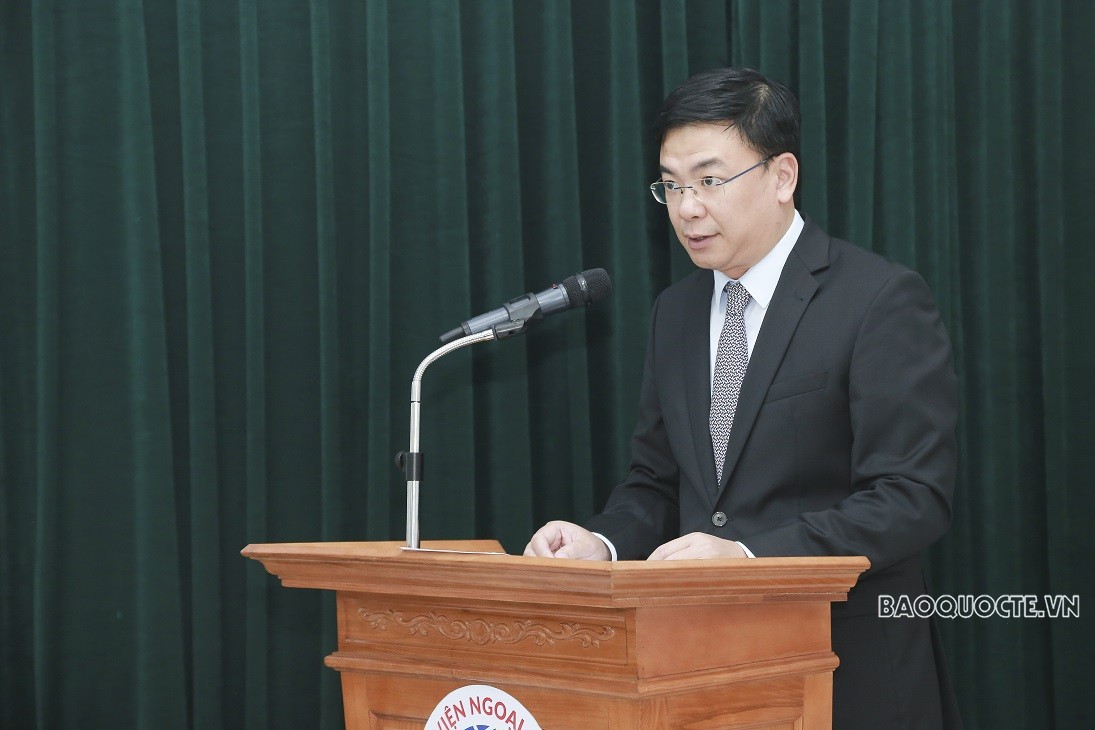 Seminar spotlights Vietnamese and Chinese parties' foreign policies