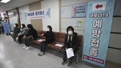 Hàn Quốc bắt đầu tiêm phòng Covid-19 cho trẻ 12 đến 15 tuổi
