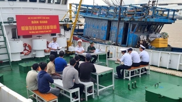 Naval ship safely tugs fishing vessel in distress to mainland