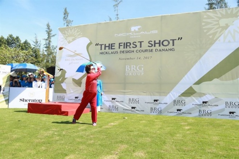 apgs golf summit opens in central da nang city