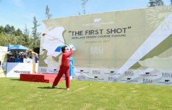 APGS golf summit opens in central Da Nang city